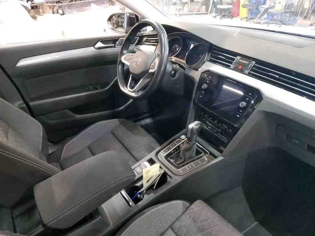 Volkswagen Passat Variant 2.0 2023 7