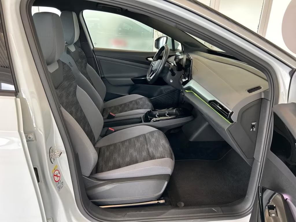 Volkswagen ID.4 2023 5