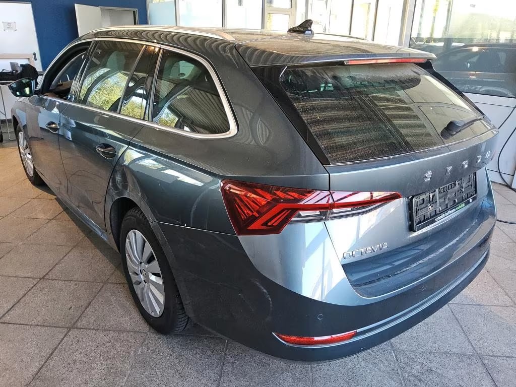 Skoda Octavia 1.5 2020 3