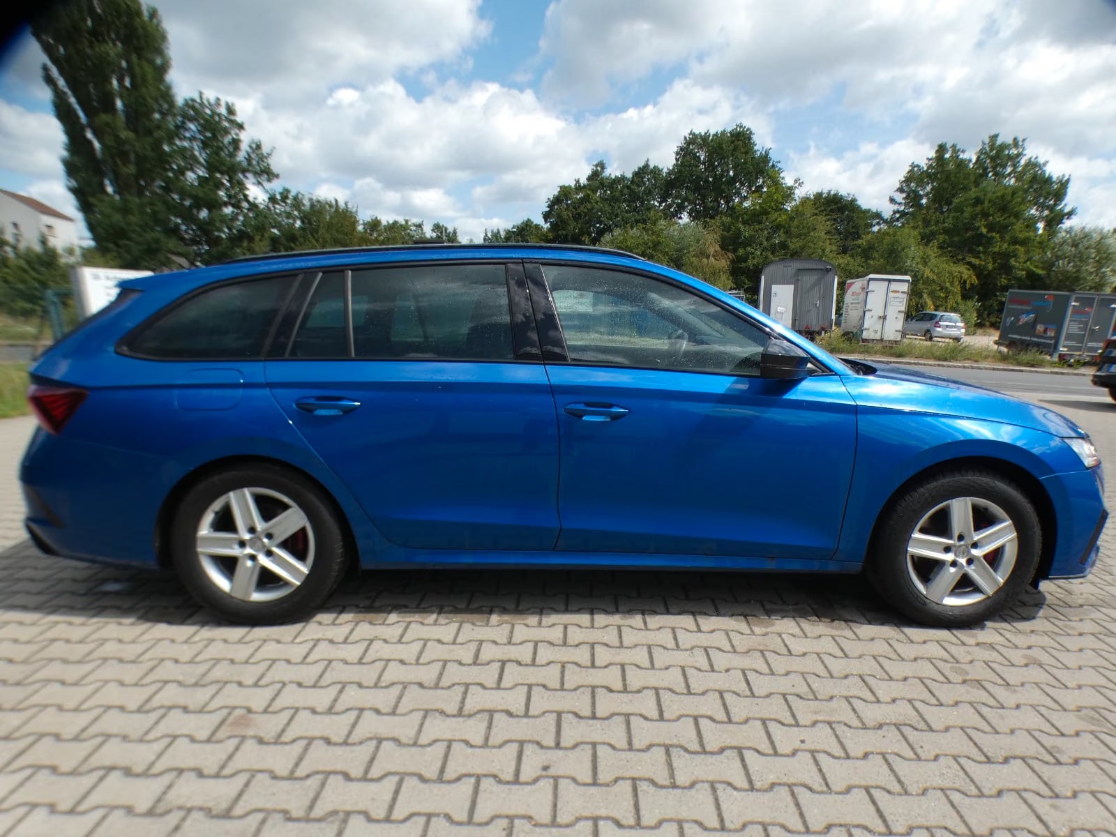 Skoda Octavia 2.0 2023 4