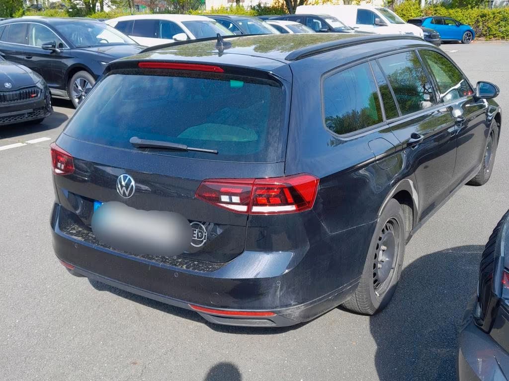 Volkswagen Passat Variant 2.0 2022 4