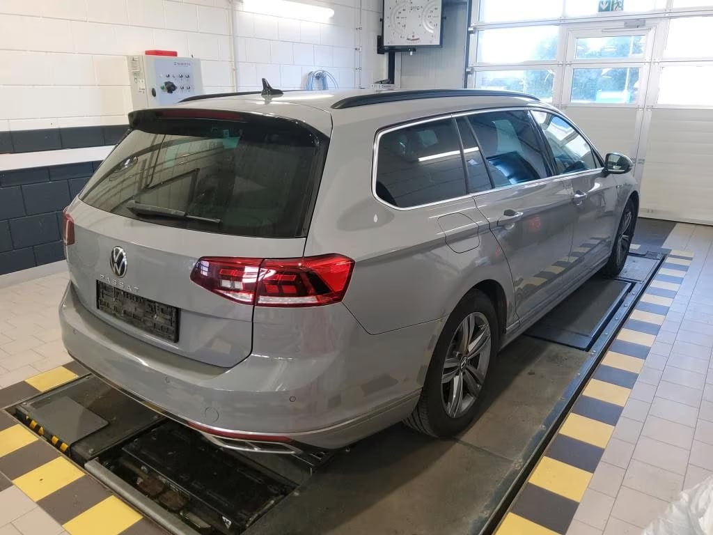 Volkswagen Passat Variant 2.0 2023 4