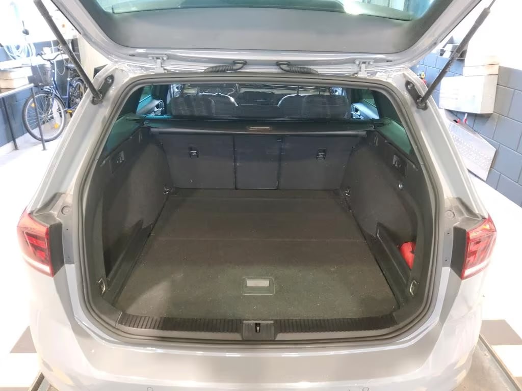 Volkswagen Passat Variant 2.0 2023 7