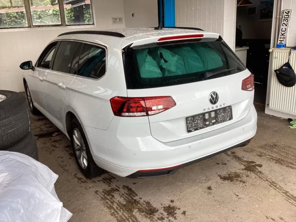 Volkswagen Passat Variant 2.0 2022 3