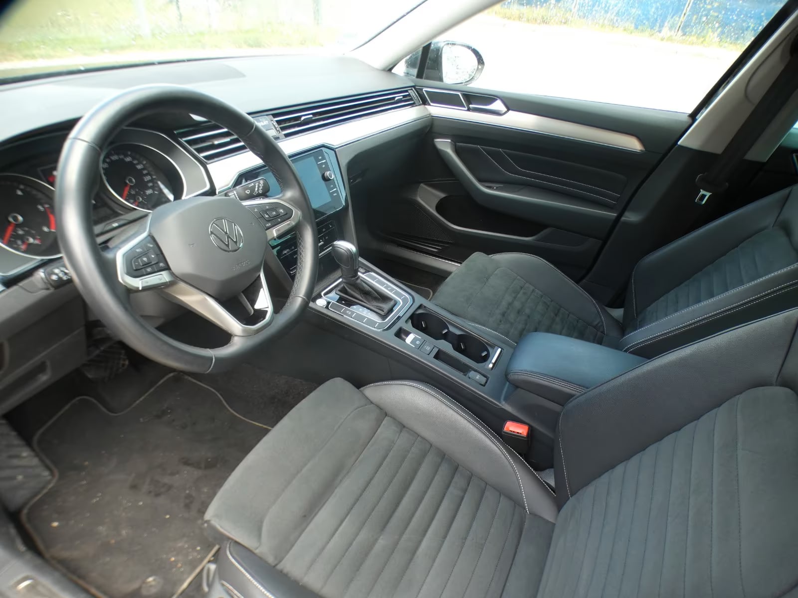 Volkswagen Passat Variant 2.0 2022 9