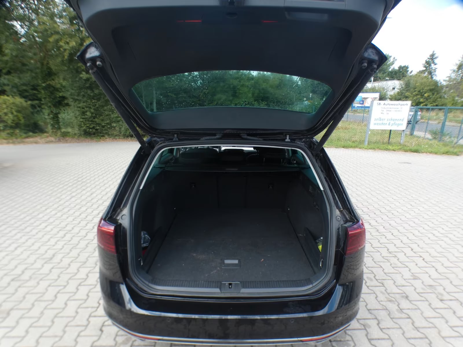 Volkswagen Passat Variant 2.0 2022 11