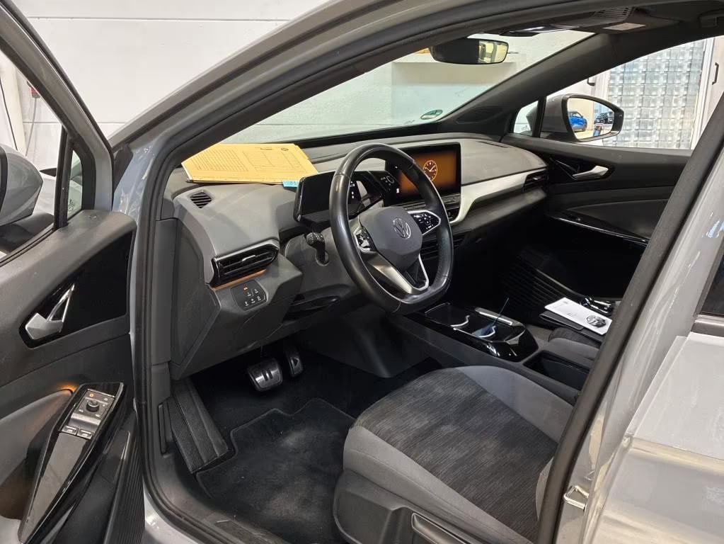 Volkswagen ID.4 2022 5