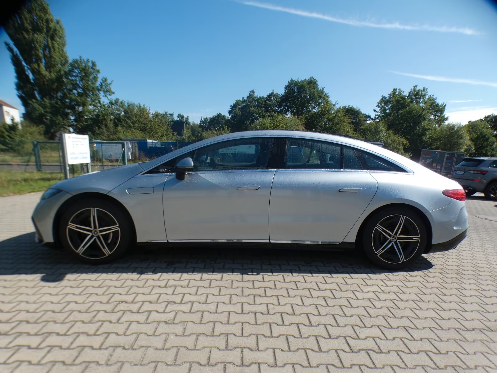 Mercedes-Benz EQS 2023 2