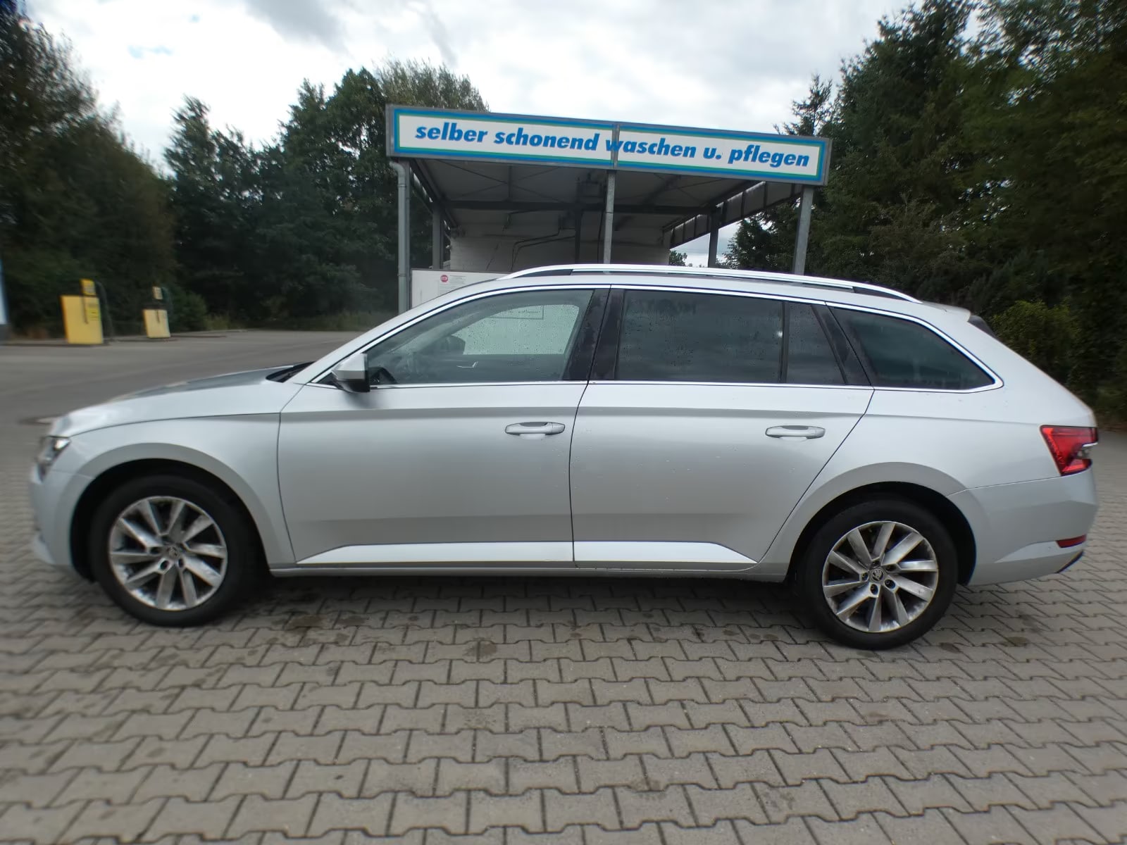Skoda Superb 2.0 2022 8