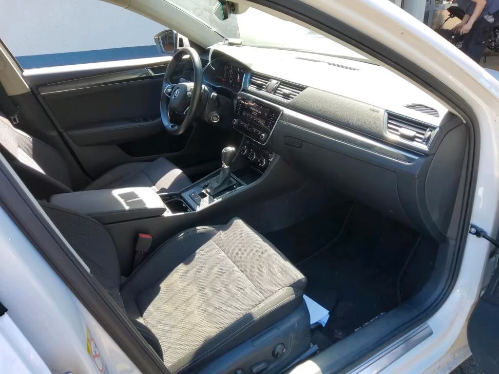 Skoda Superb 1.4 2021 5