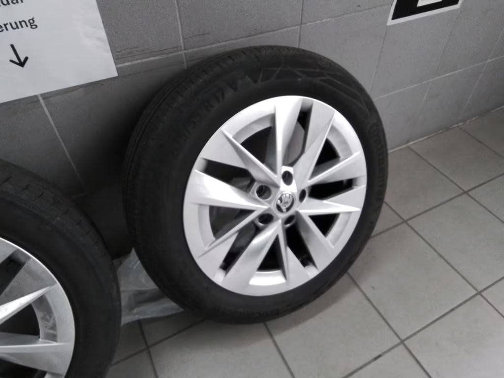 Skoda Octavia 2.0 2023 8