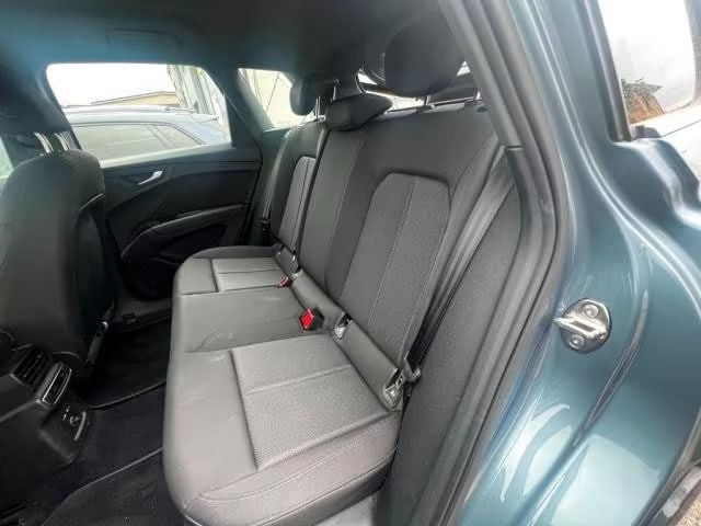 Audi Q4 e-tron 2023 6