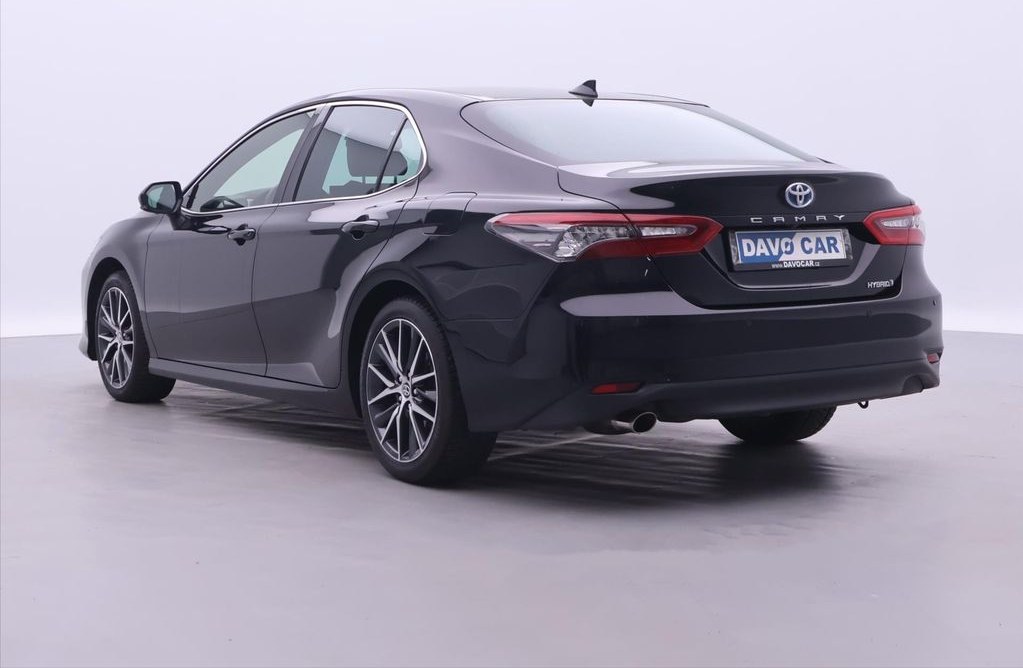 Toyota Camry 2.5 Hybrid 2021 5