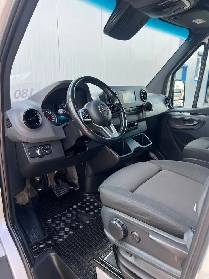 Mercedes-Benz Sprinter 314 AUTOMATIK NAVI TOTWINKEL KAMERA LED 14