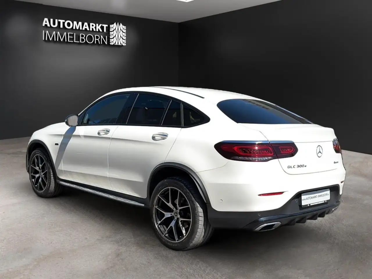 Mercedes-Benz GLC 300 e AMG Coupe 20*HUD*VollLeder*SOH97% 6