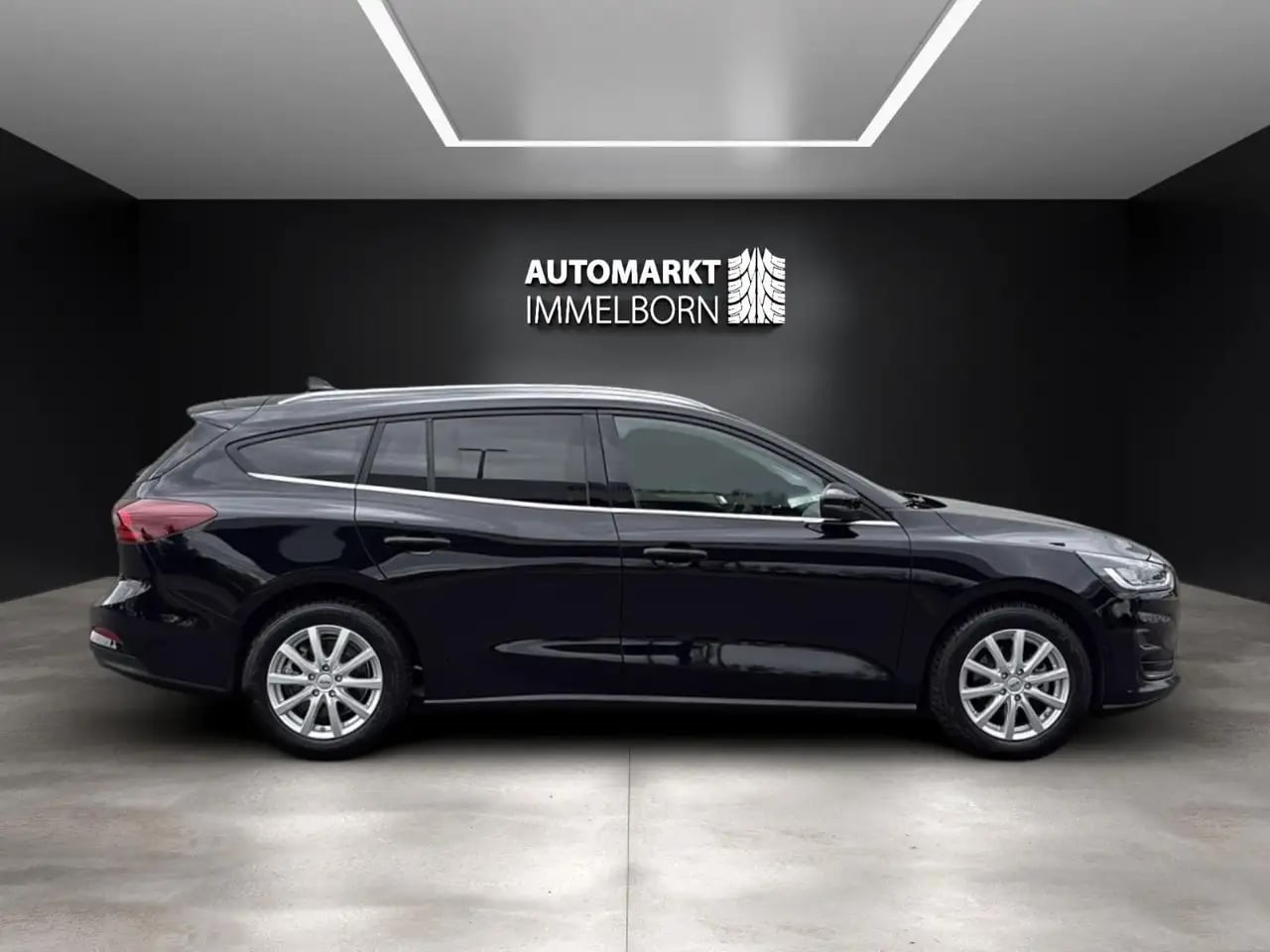 Ford Focus Titanium NaviTouch*LED*LM*DAB*Winterpaket 7