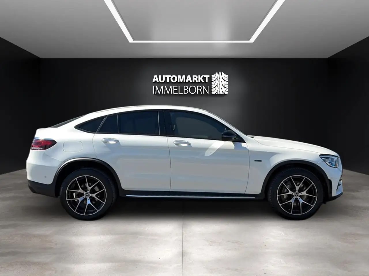 Mercedes-Benz GLC 300 e AMG Coupe 20*HUD*VollLeder*SOH97% 11