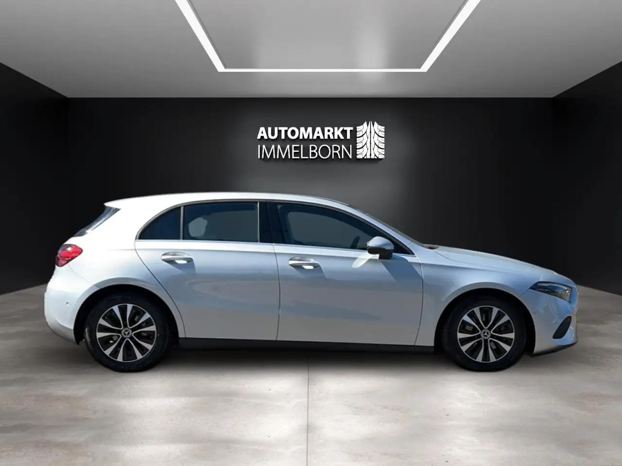 Mercedes-Benz A 200 Kamera*LED*NaviTouch*DigTacho*DAB*1Hand 11