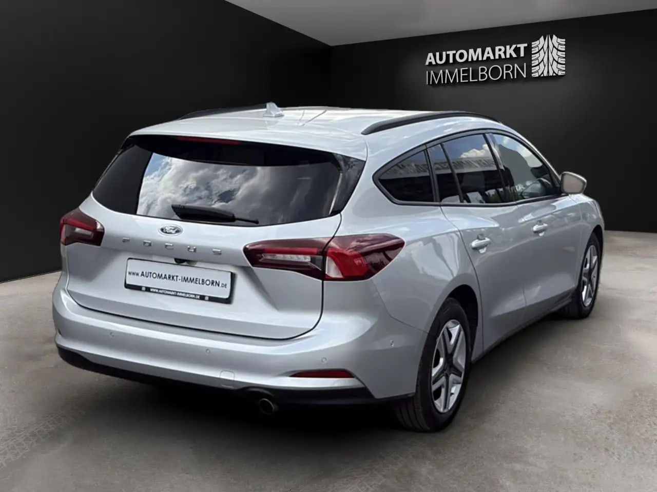 Ford Focus AHK*Kamera*EsyParking*LED*Navi*LM*DAB 7
