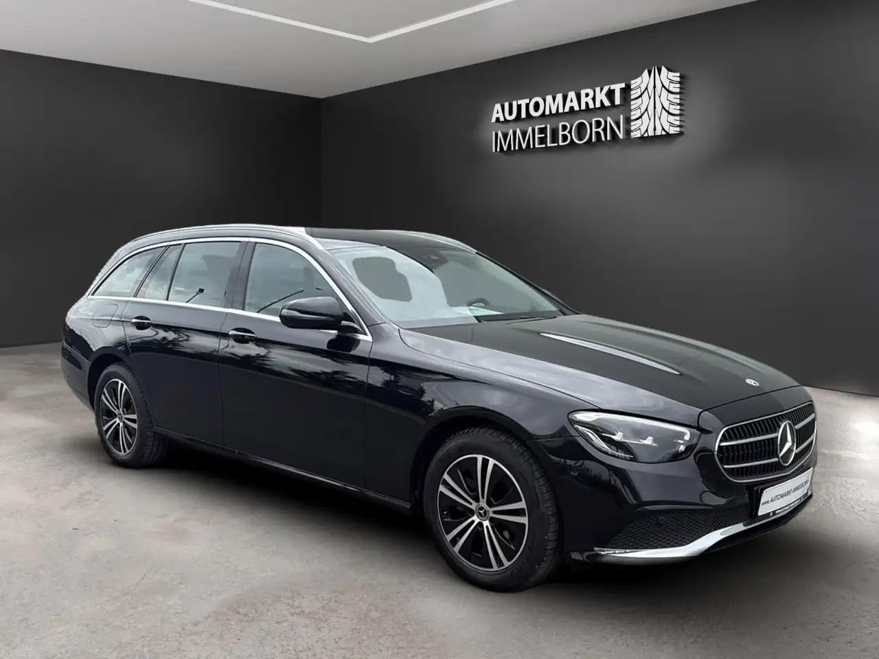 Mercedes-Benz E 220 d ALLRAD Kamera*LED*DAB*Navi*Teilleder