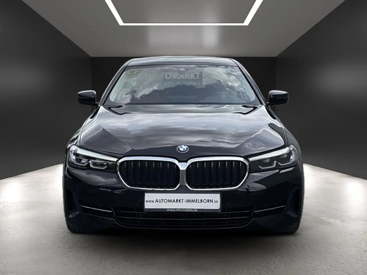 BMW 530 e AHK*VollLeder*LED*LivecP*NaviTouch*DAB*18 9
