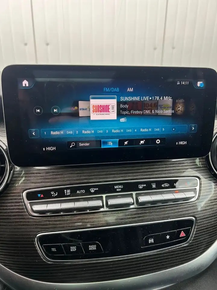 Mercedes-Benz V 300 V300d LANG LEDER LED 360° PANORAMA ZUSATZHEIZUNG 13