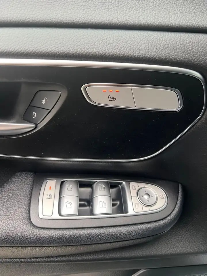 Mercedes-Benz V 250 LANG SPORTPAKET 9G-TR NAVI LED WEBASTO AHK 13