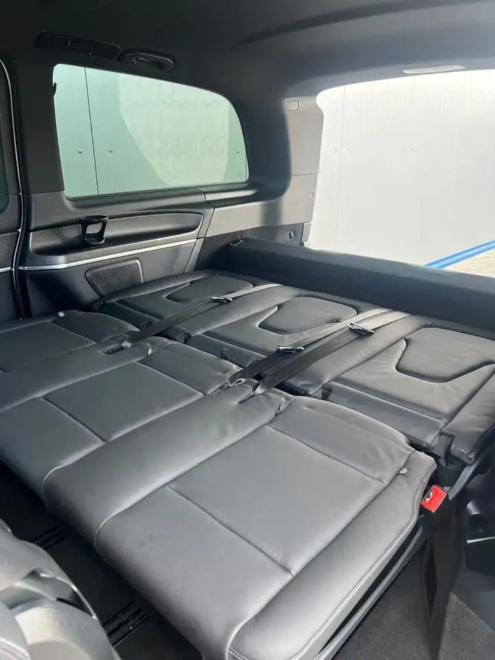 Mercedes-Benz V 250 4M LANG AMG LIEGEPAKET AHK 360° FACELIFT 19