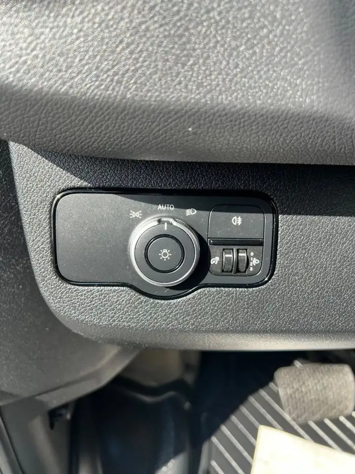 Mercedes-Benz Sprinter 211 9G-TRONIC KLIMA NAVI KAMERA 3-SITZE 19