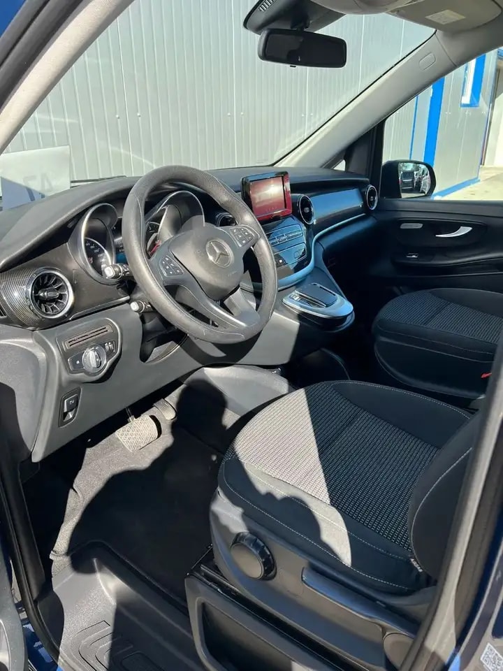 Mercedes-Benz V 220 LANG 9G RISE AERODYNAMIK NAVI MBUX 7-SITZE 11