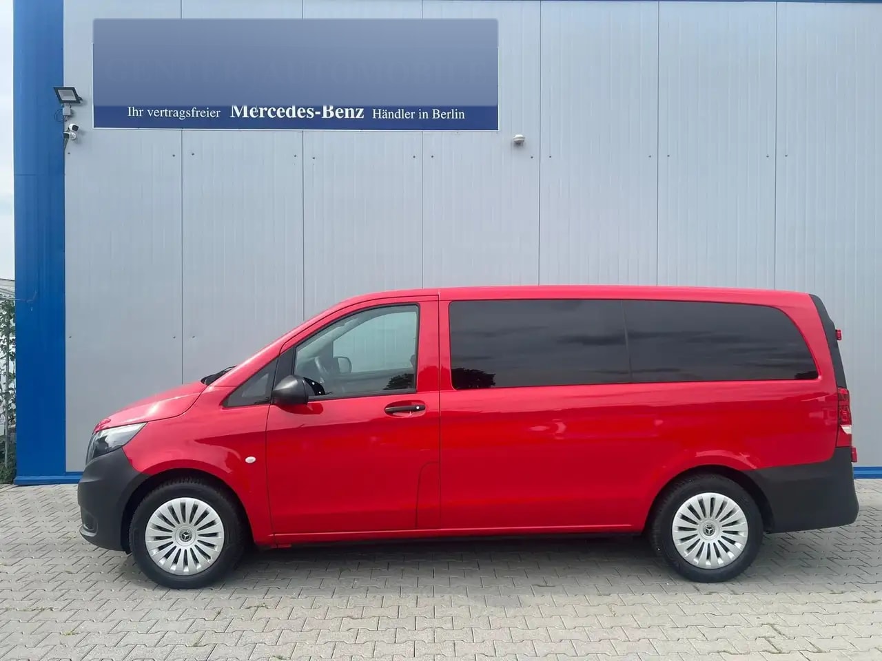 Mercedes-Benz Vito 116 TOURER LANG 9G NAVI KAMERA 8-SITZER AHK 4