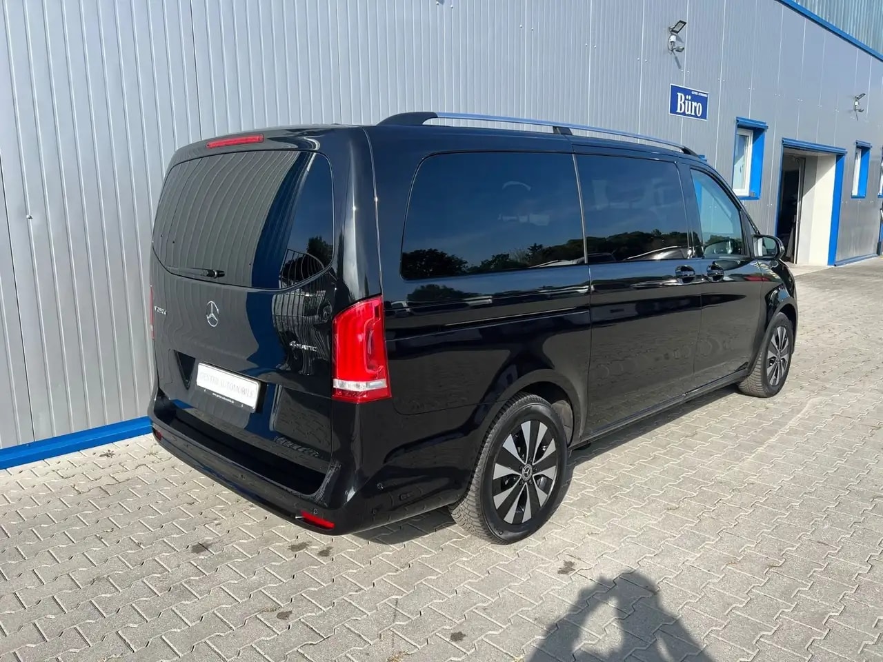 Mercedes-Benz V 250 V250 4M LANG PANORAMA LEDER AHK EL.TÜREN 8-SITZE 7