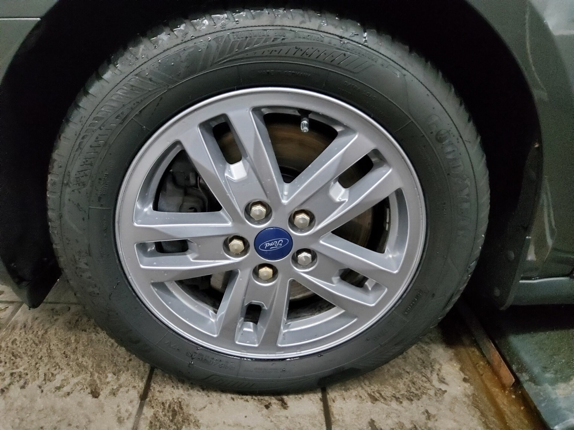 Ford Tourneo Connect 1.5 TDCi Titanium 7 Sitzer Navi 10