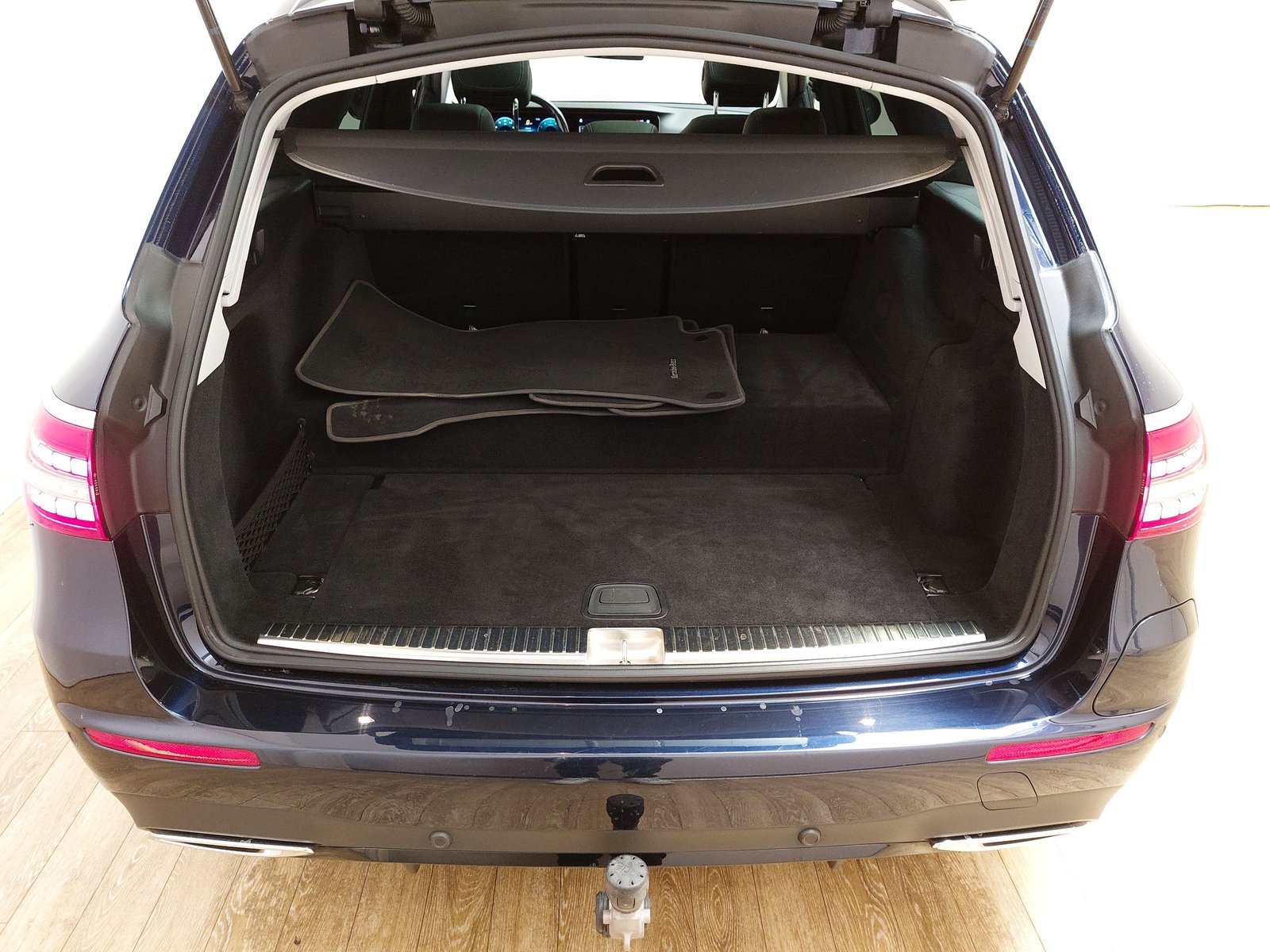 Mercedes-Benz E 300 T de AMG-Line AMG-LINE NAVI KLIMAAUT LED RADIO 15