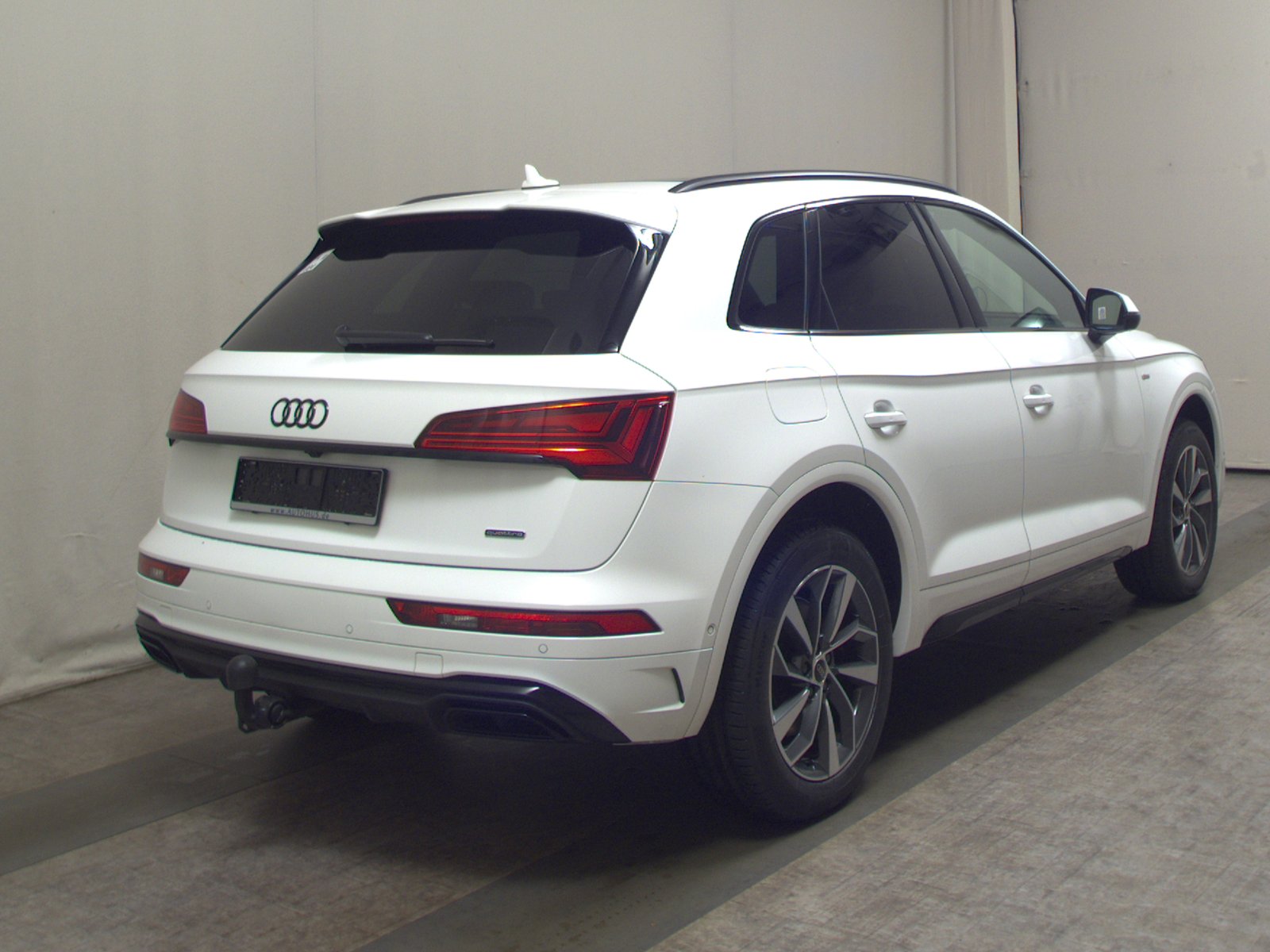 Audi Q5 40 TDI Qu. S-Line LED AHK Pano Sound 4