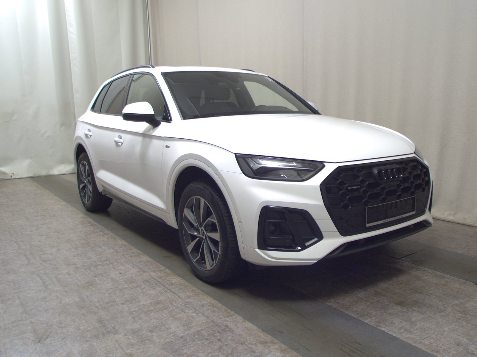 Audi Q5 40 TDI Qu. S-Line LED AHK Pano Sound 3