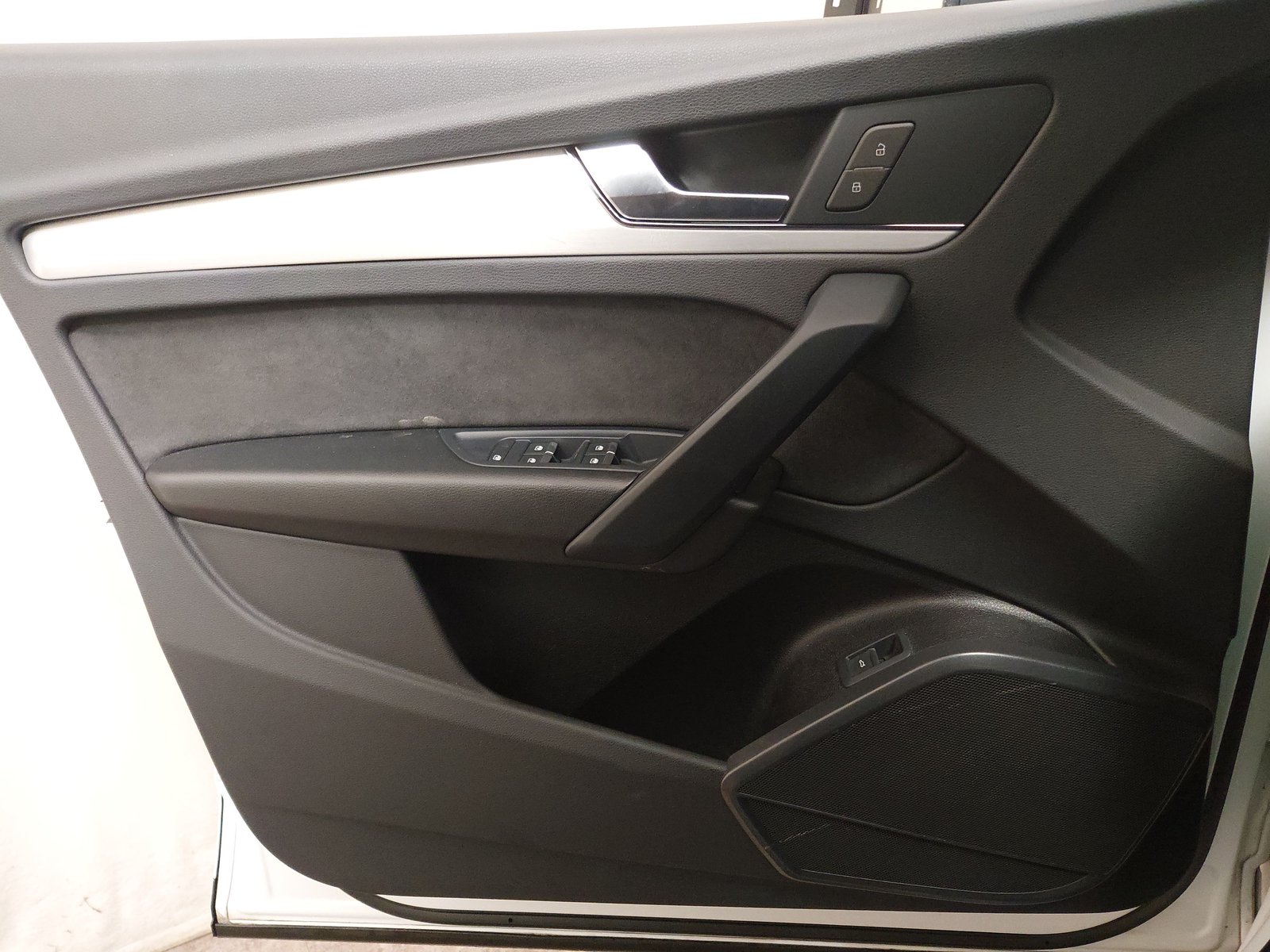 Audi Q5 40 TDI Qu. S-Line LED AHK Pano Sound 5
