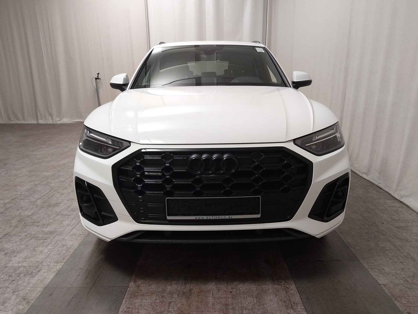 Audi Q5 40 TDI Qu. S-Line LED AHK Pano Sound 9