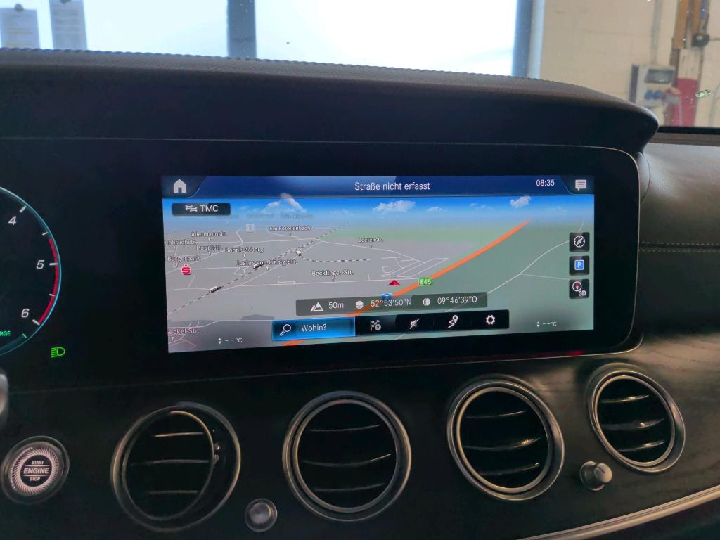 Mercedes-Benz E 220 T d 4M AMG-Line AMG-LINE NAVI KLIMAAUT LED RADIO 9