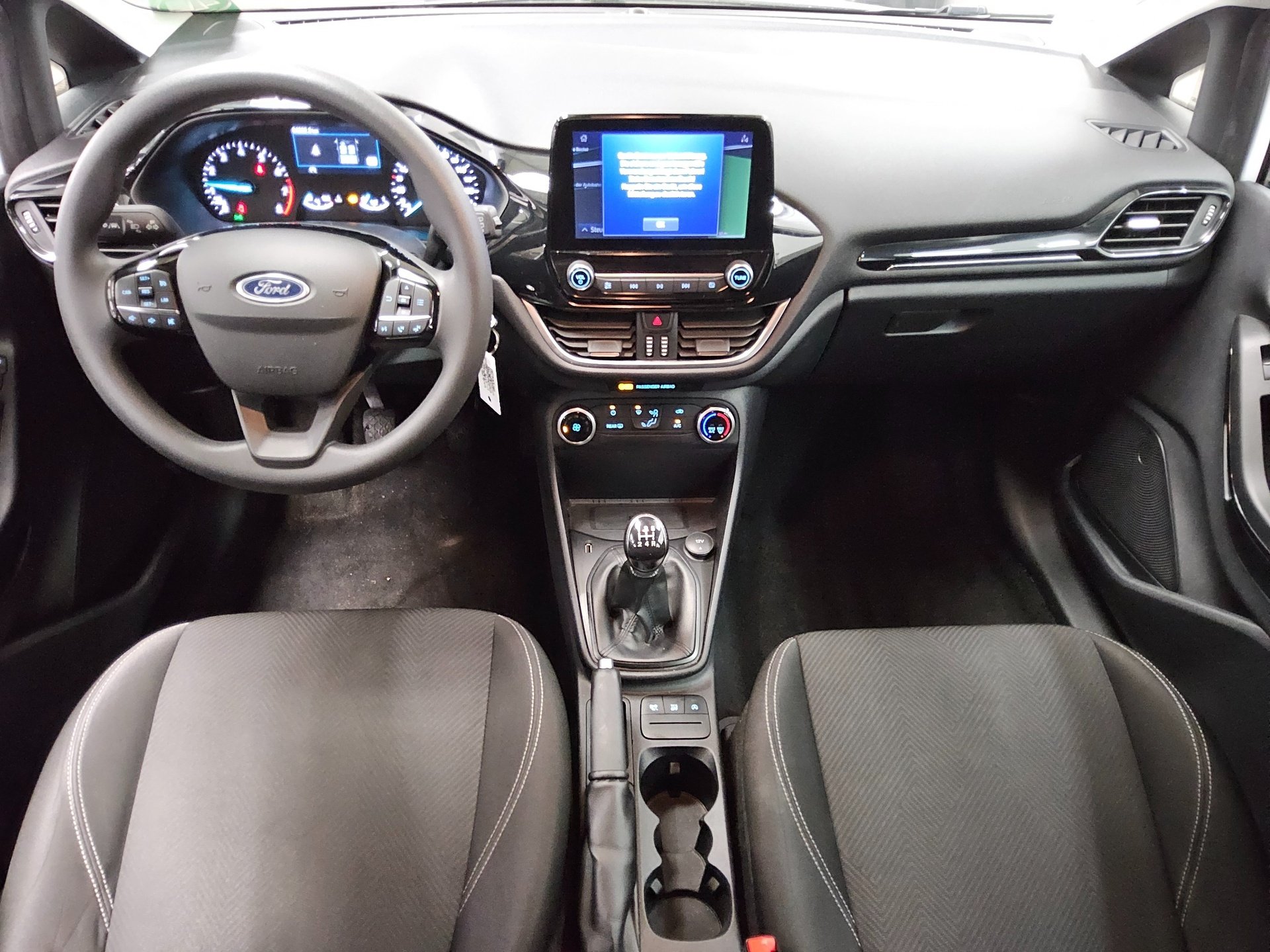 Ford Fiesta 1.1 Cool&Connect Navi LED 5