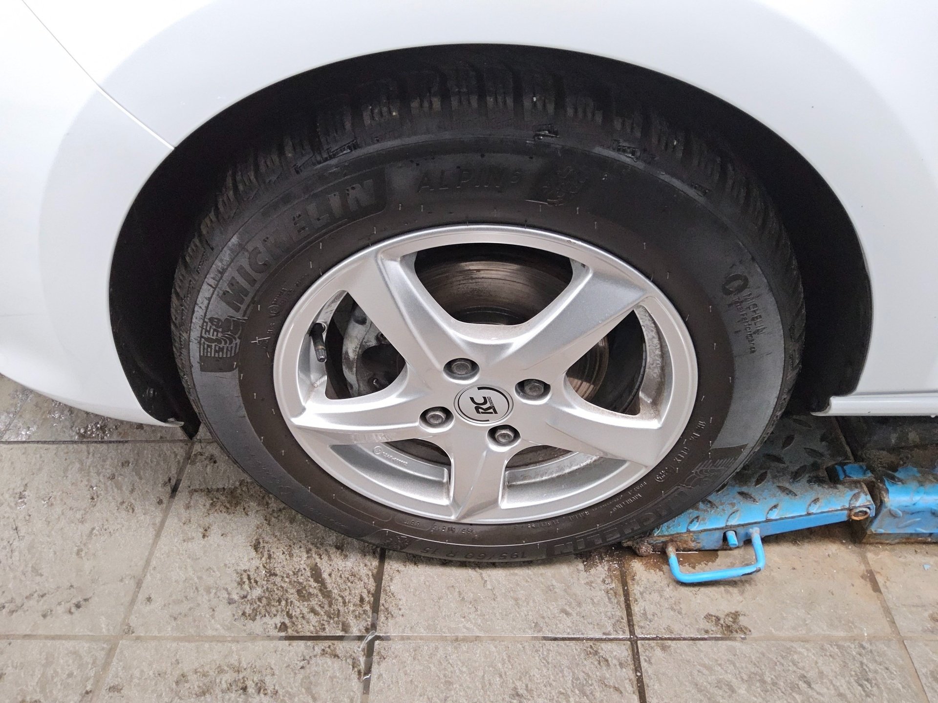 Ford Fiesta 1.1 Cool&Connect Navi LED 10