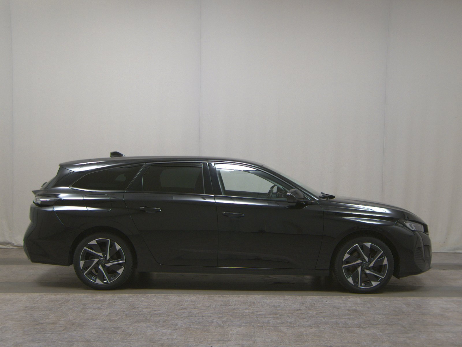 Peugeot 308 SW 1.5 BlueHDI Allure T-Leder Navi Shz LED ACC