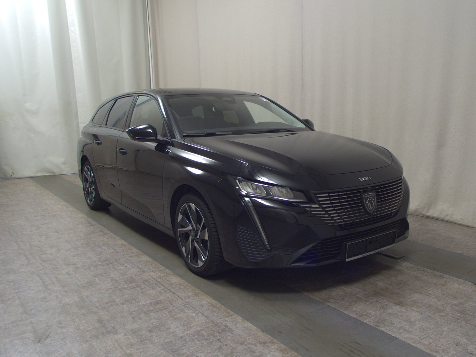Peugeot 308 SW 1.5 BlueHDI Allure T-Leder Navi Shz LED ACC 3