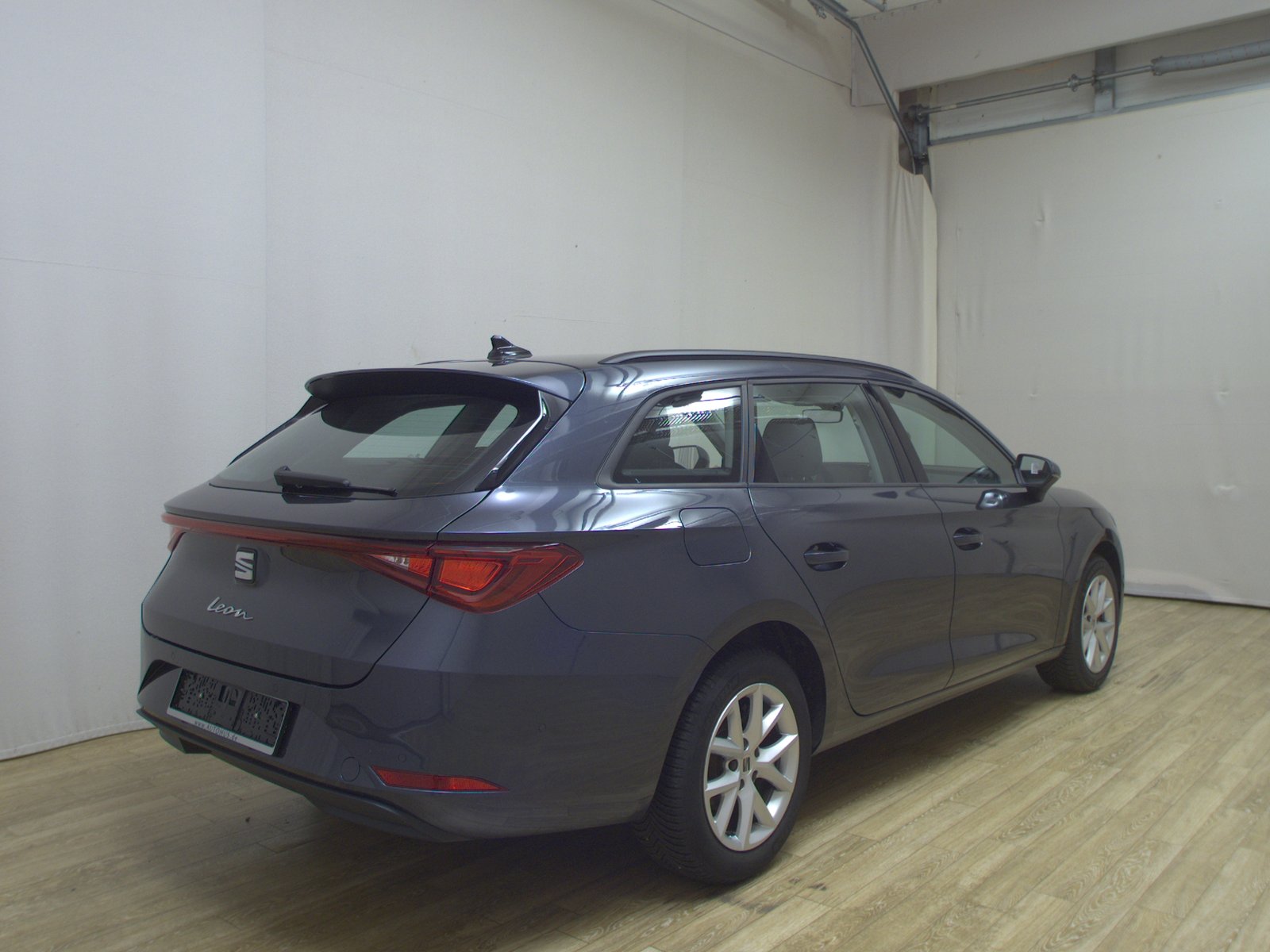 Seat Leon Sportstourer 2.0 TDI Style NAVI LED SHZ ACC LENKRADHZG 4