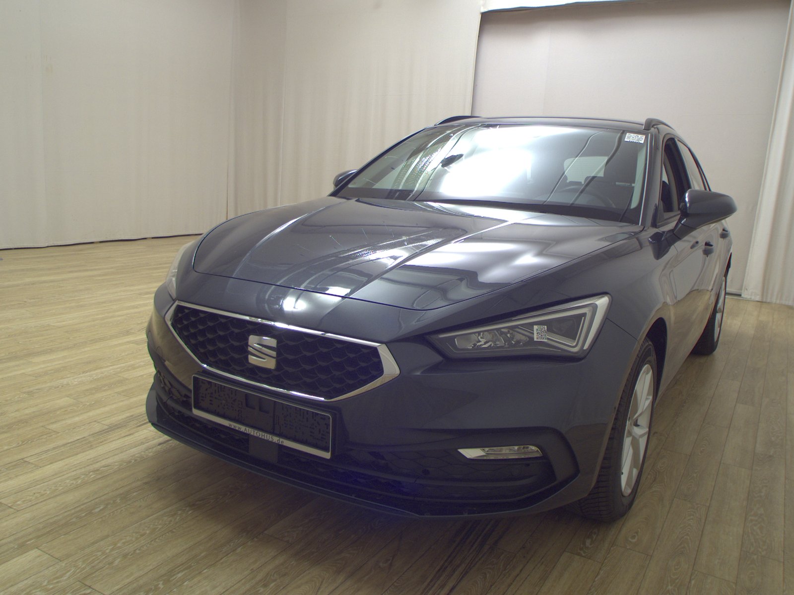 Seat Leon Sportstourer 2.0 TDI Style NAVI LED SHZ ACC LENKRADHZG 2