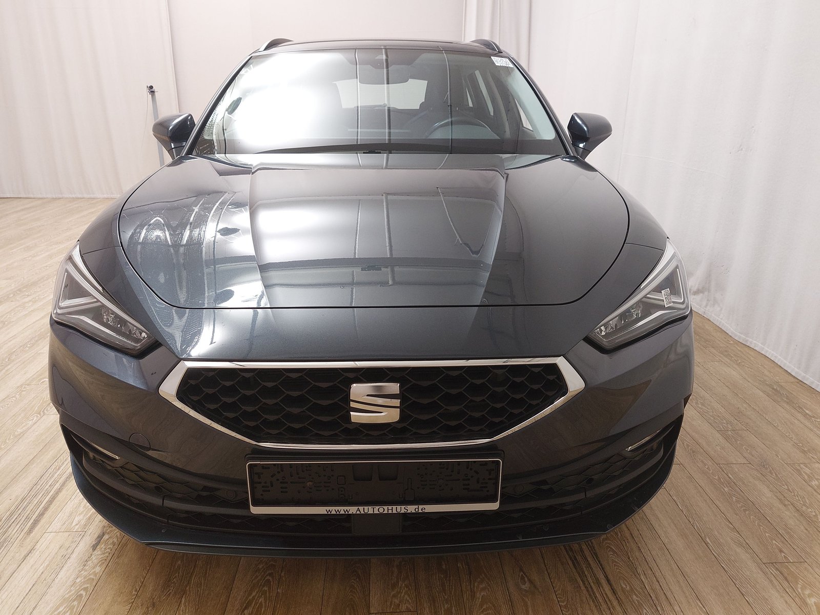 Seat Leon Sportstourer 2.0 TDI Style NAVI LED SHZ ACC LENKRADHZG 9