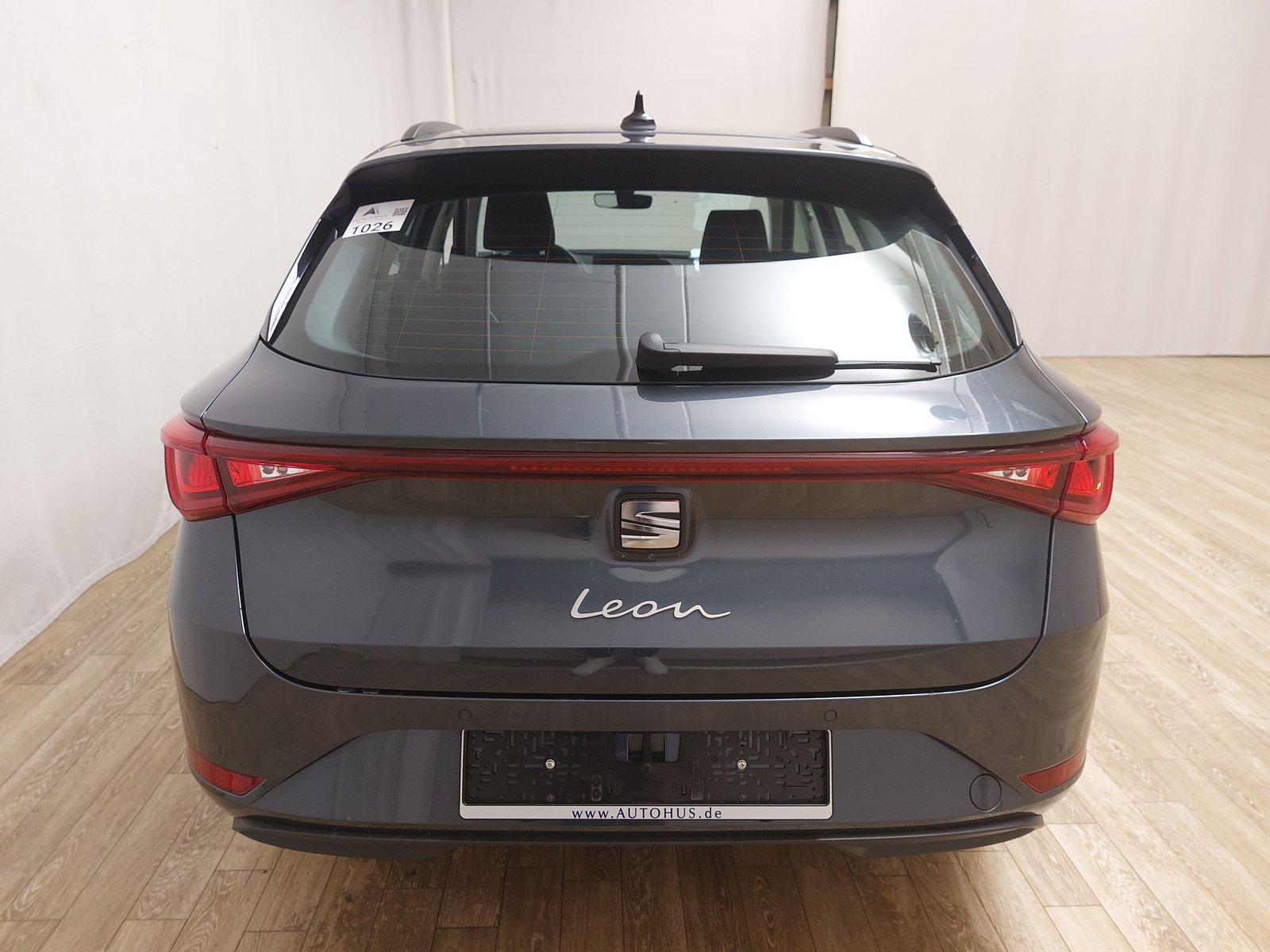 Seat Leon Sportstourer 2.0 TDI Style NAVI LED SHZ ACC LENKRADHZG 14