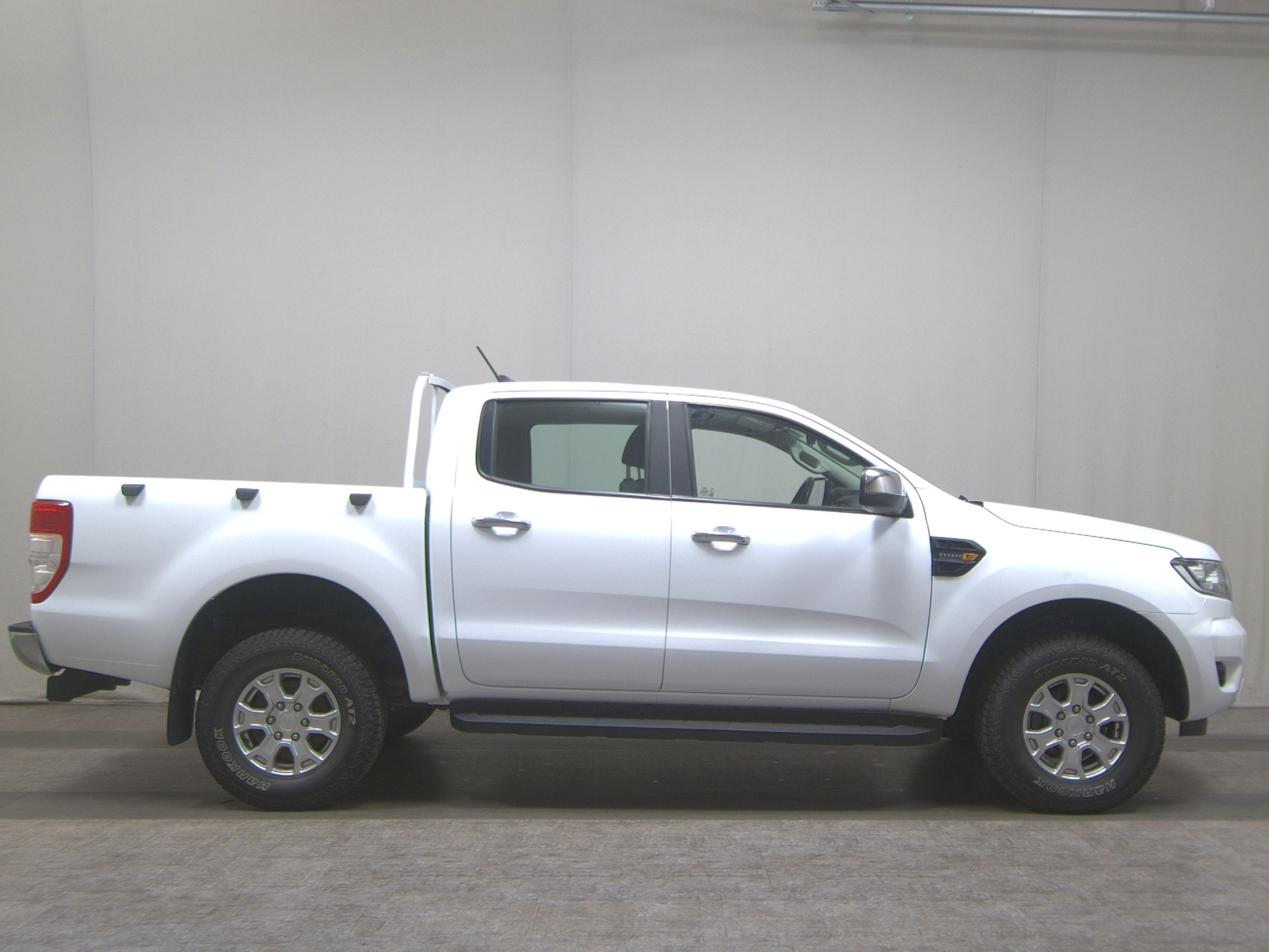 Ford Ranger 2.0 TDCI 4x4 Panther XLT AHK PDC DAB BT