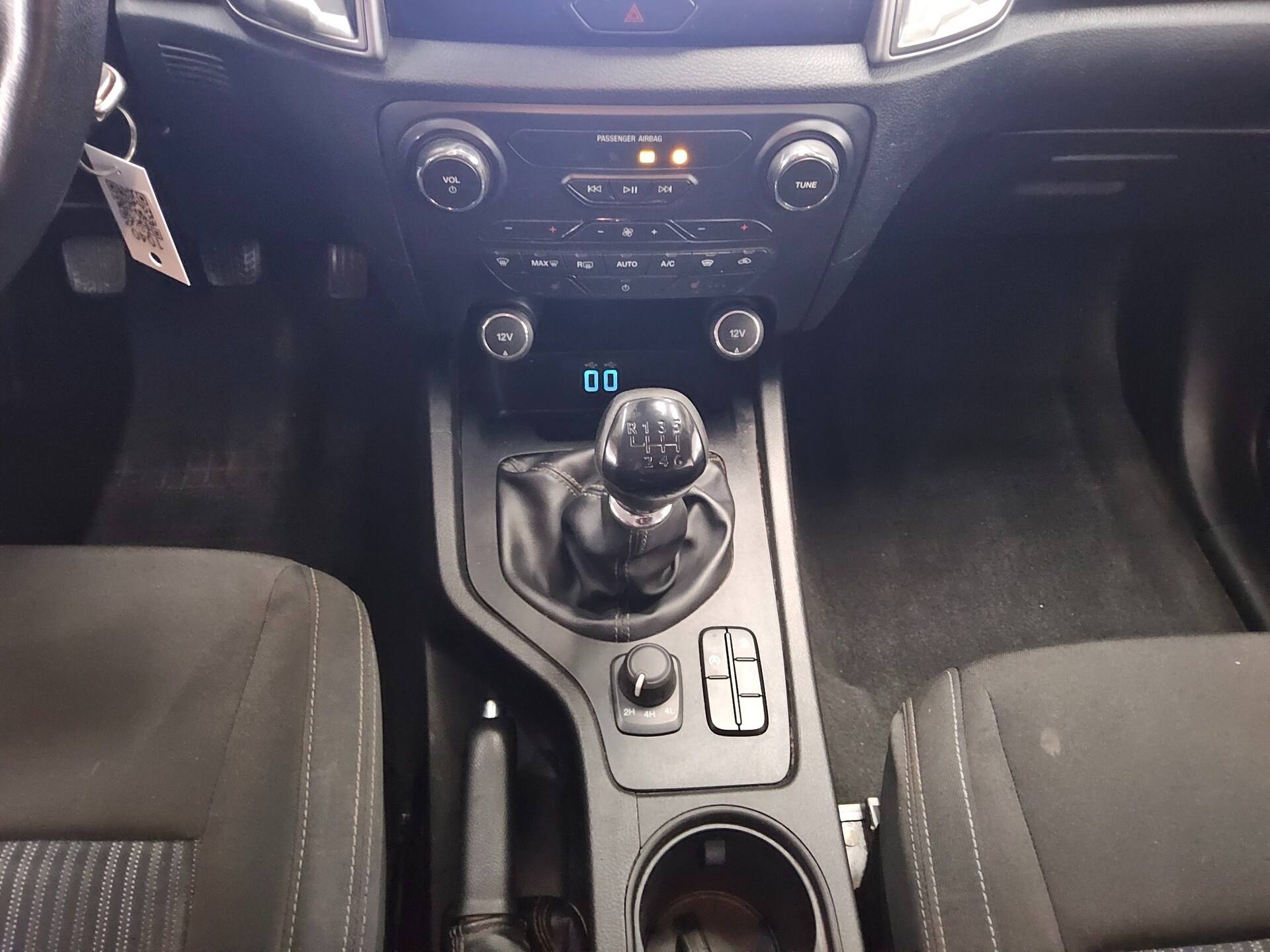 Ford Ranger 2.0 TDCI 4x4 Panther XLT AHK PDC DAB BT 6