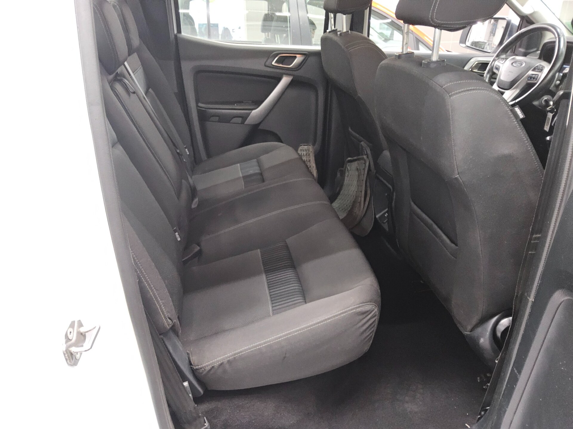 Ford Ranger 2.0 TDCI 4x4 Panther XLT AHK PDC DAB BT 12